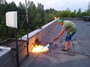 Оклейка водосточного жёлоба